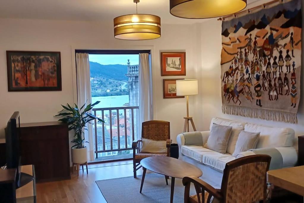 Piso Con Preciosas Vistas, Patio Privado Y Amplio Garaje Appartement