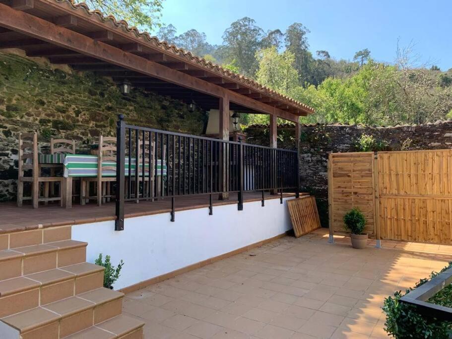 Piso Con Preciosas Vistas, Patio Privado Y Amplio Garaje * Puentedeume