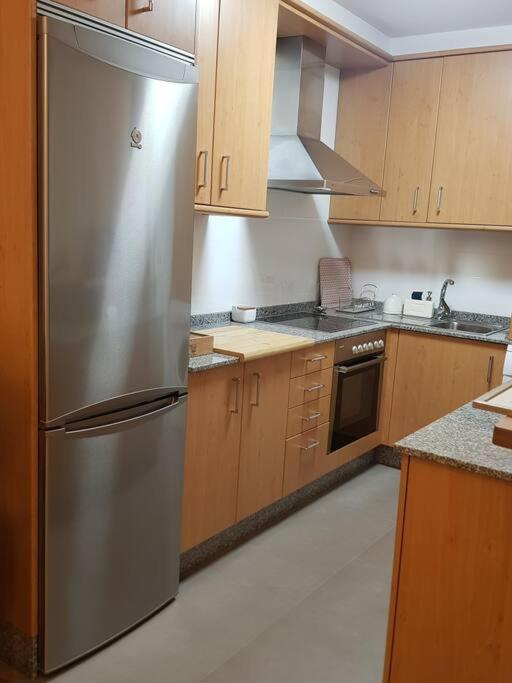 Piso Con Preciosas Vistas, Patio Privado Y Amplio Garaje Appartement Puentedeume